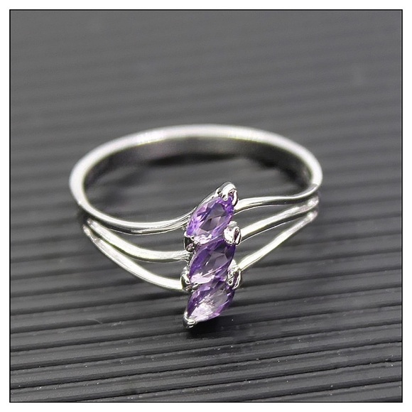New Sterling Silver Natural Amethyst Ring Size 7 - Picture 4 of 4